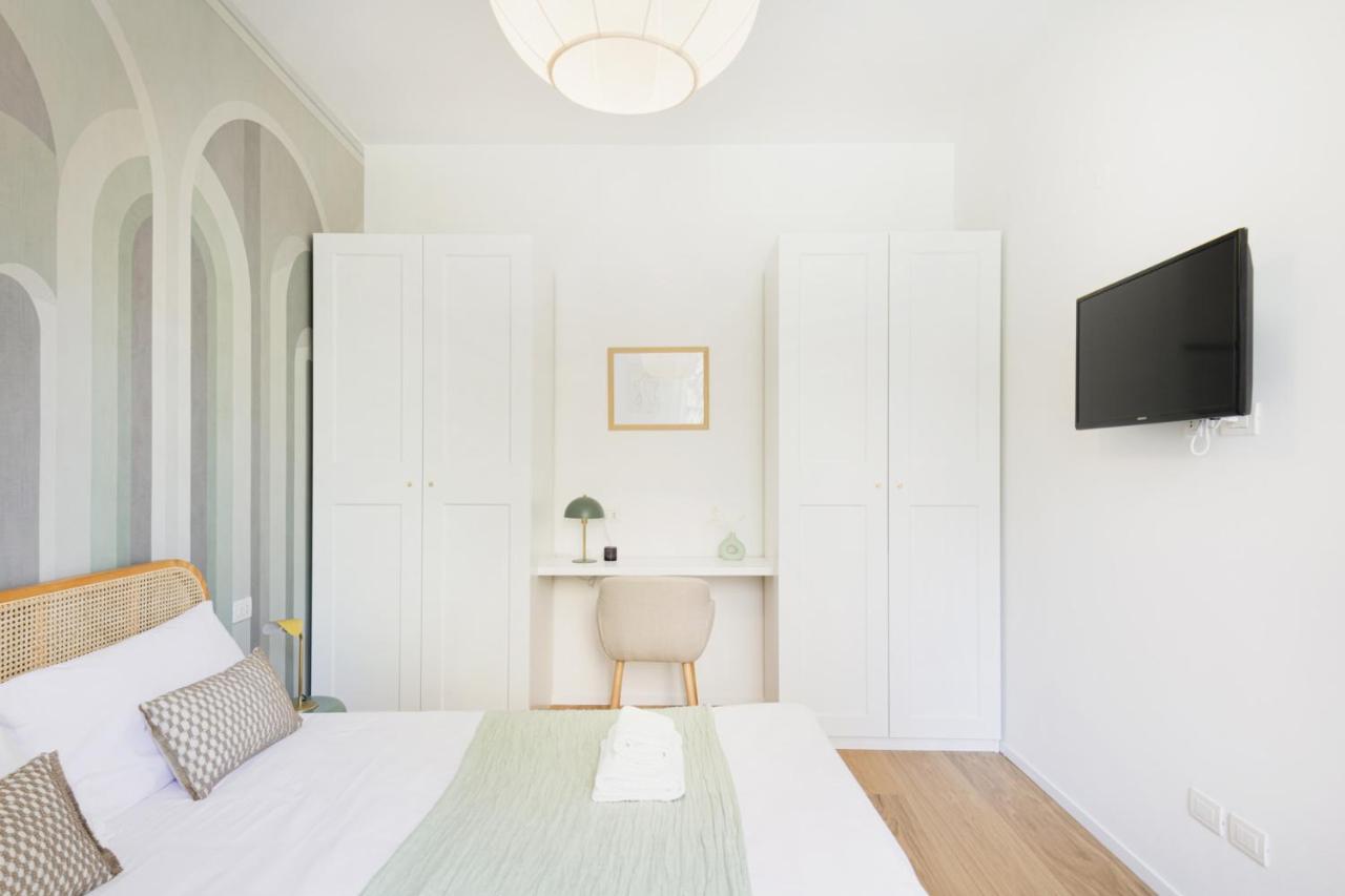 Easylife - Romantico Appartamento Sui Navigli Milan Luaran gambar